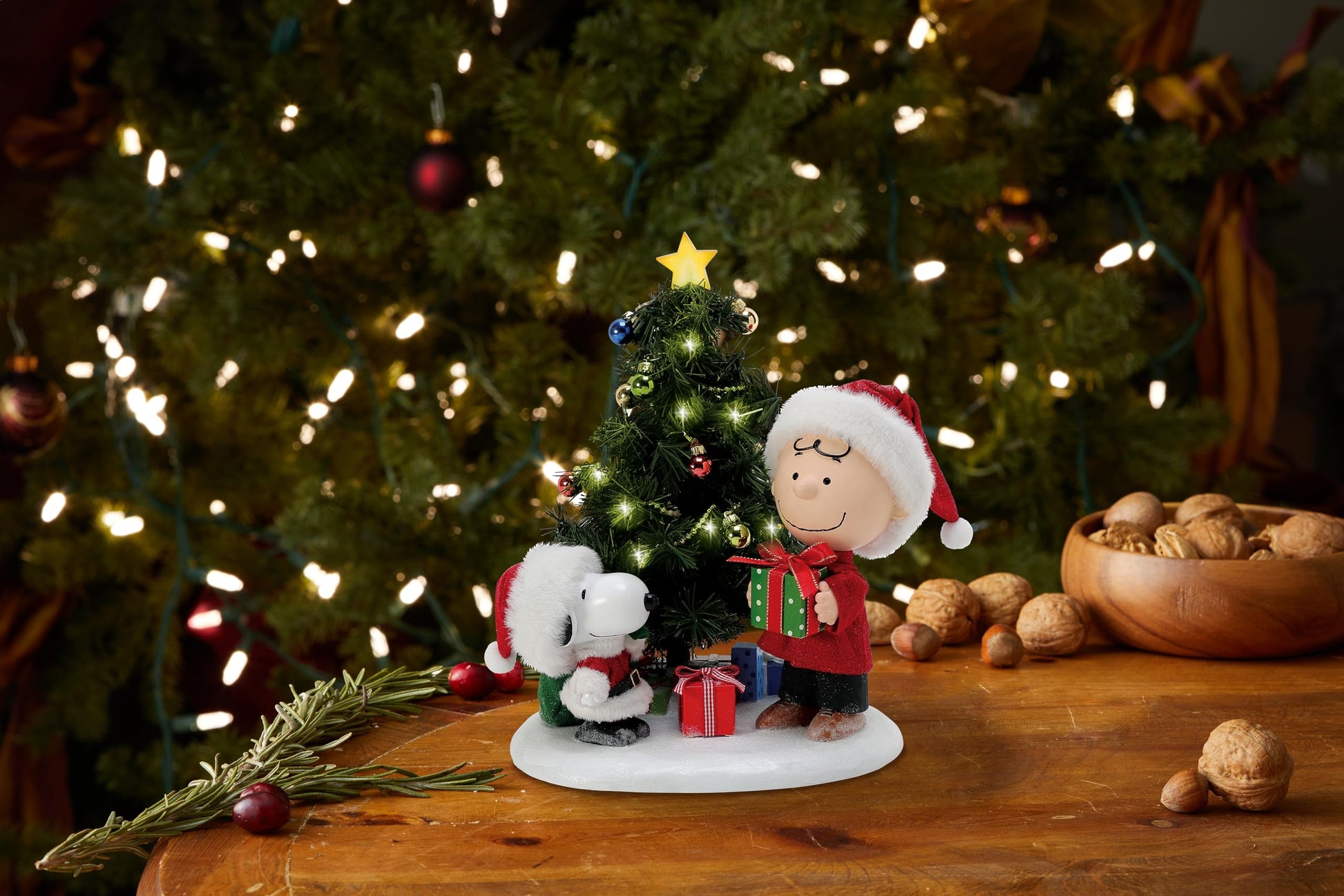 Department 56 Possible Dreams Peanuts Snoopy and Charlie Brown Christmas Time is Here Lit Figurine