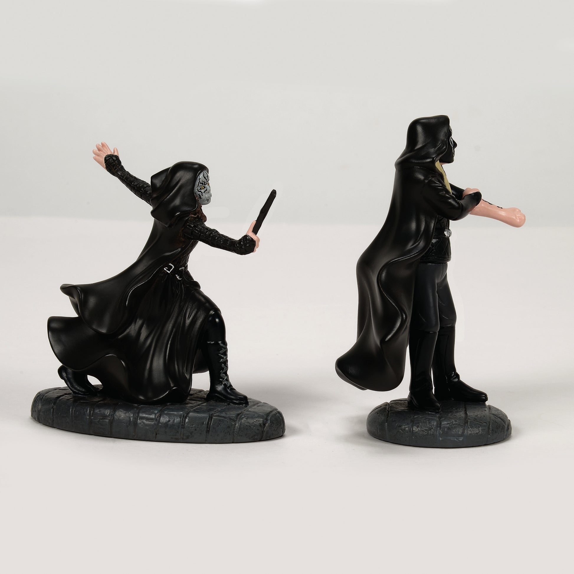 Harry Potter Village The Death Eaters  **PREORDER ITEM**