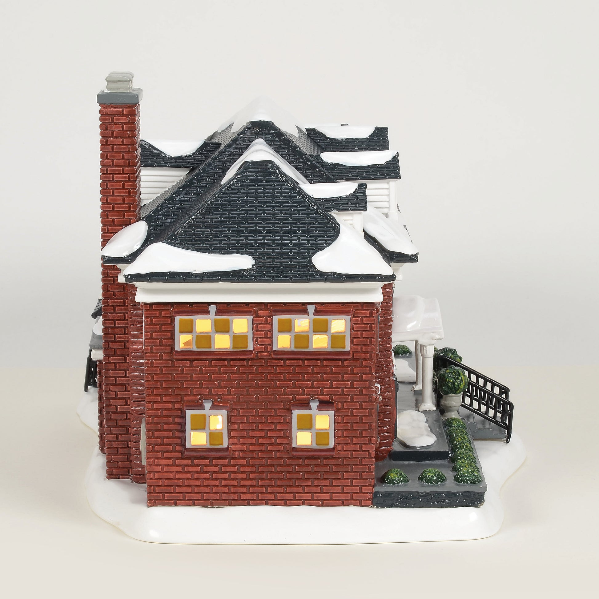 Home Alone McCallister Home Christmas Village Set
