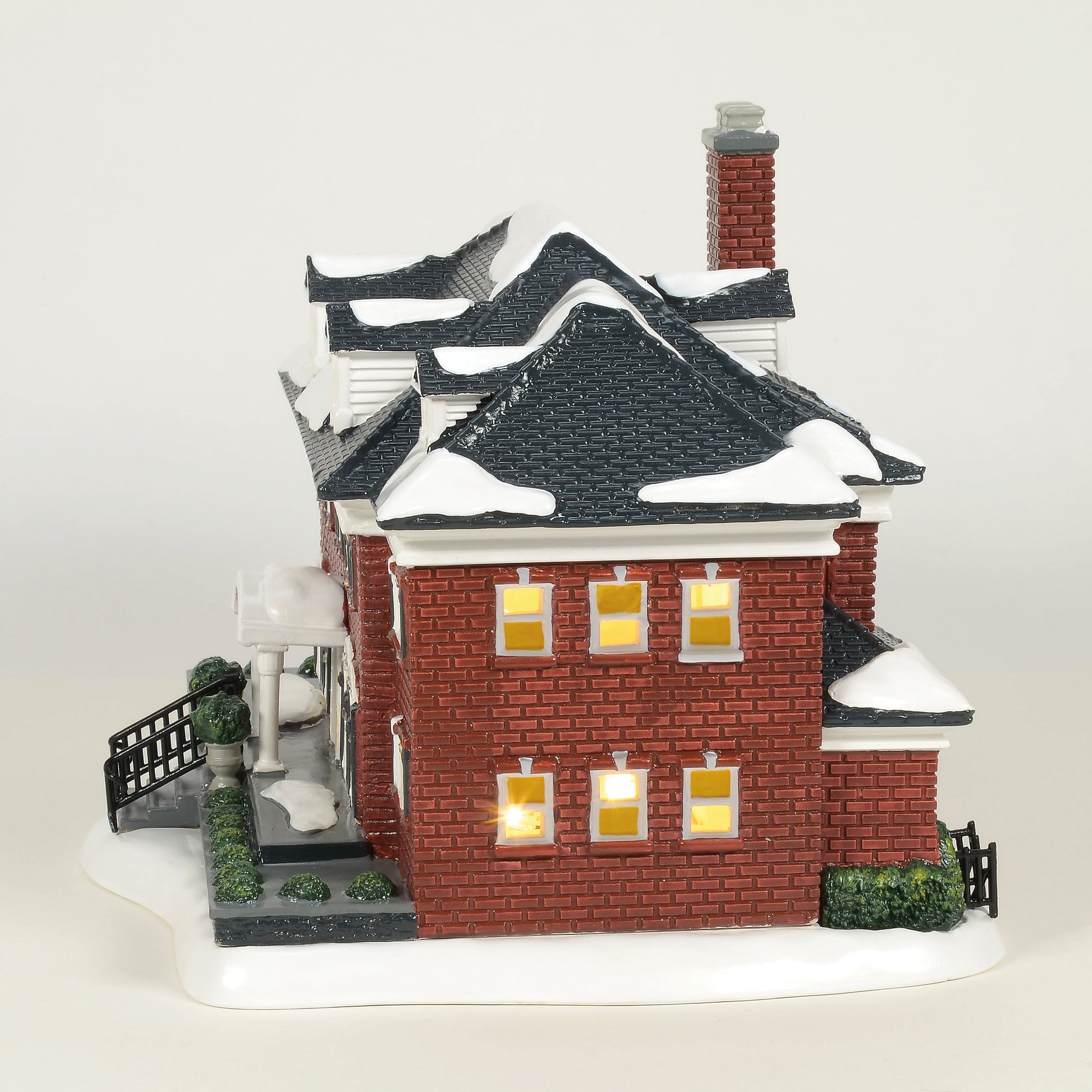 Home Alone McCallister Home Christmas Village Set