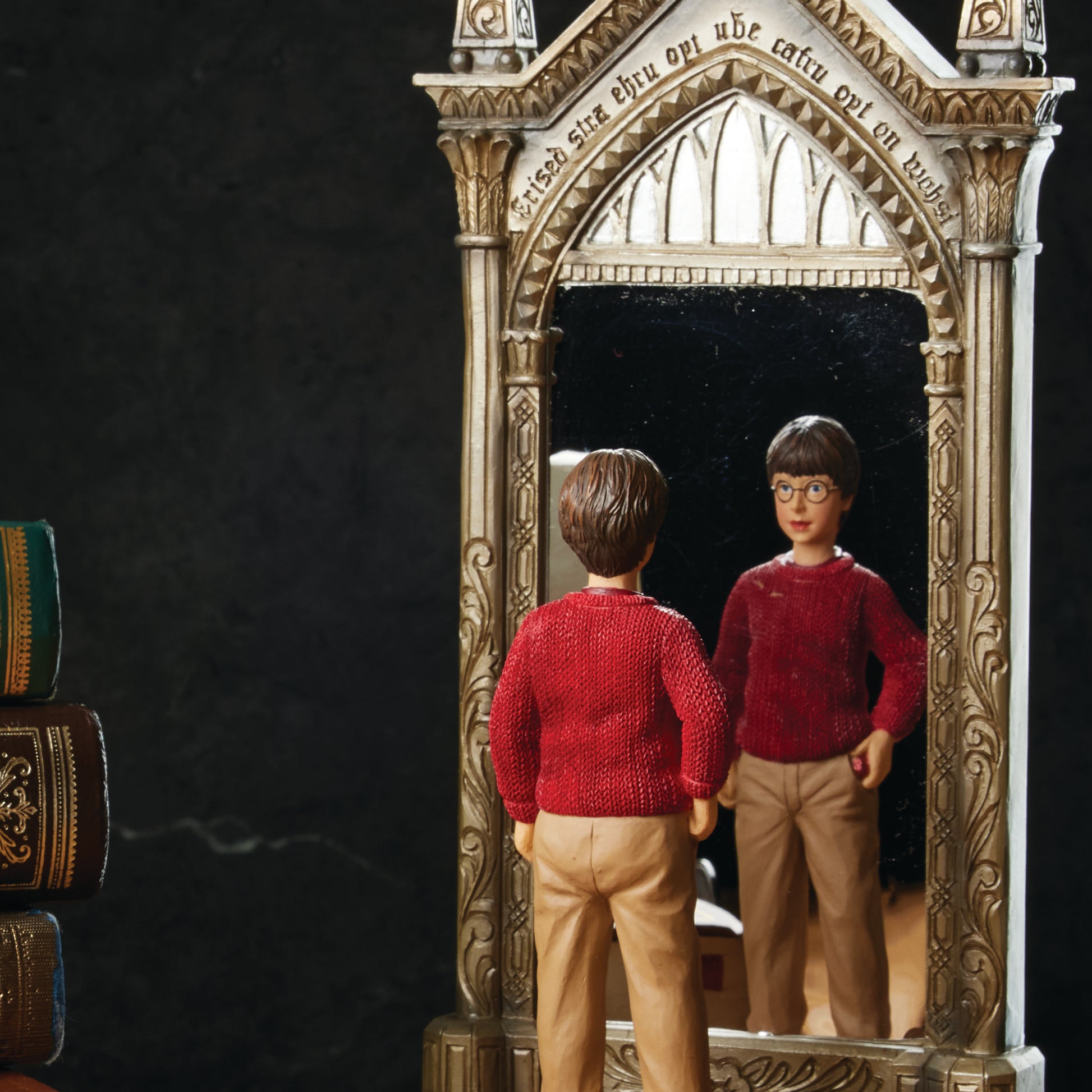 Harry & Mirror of Erised by Jim Shore **PREORDER ITEM**