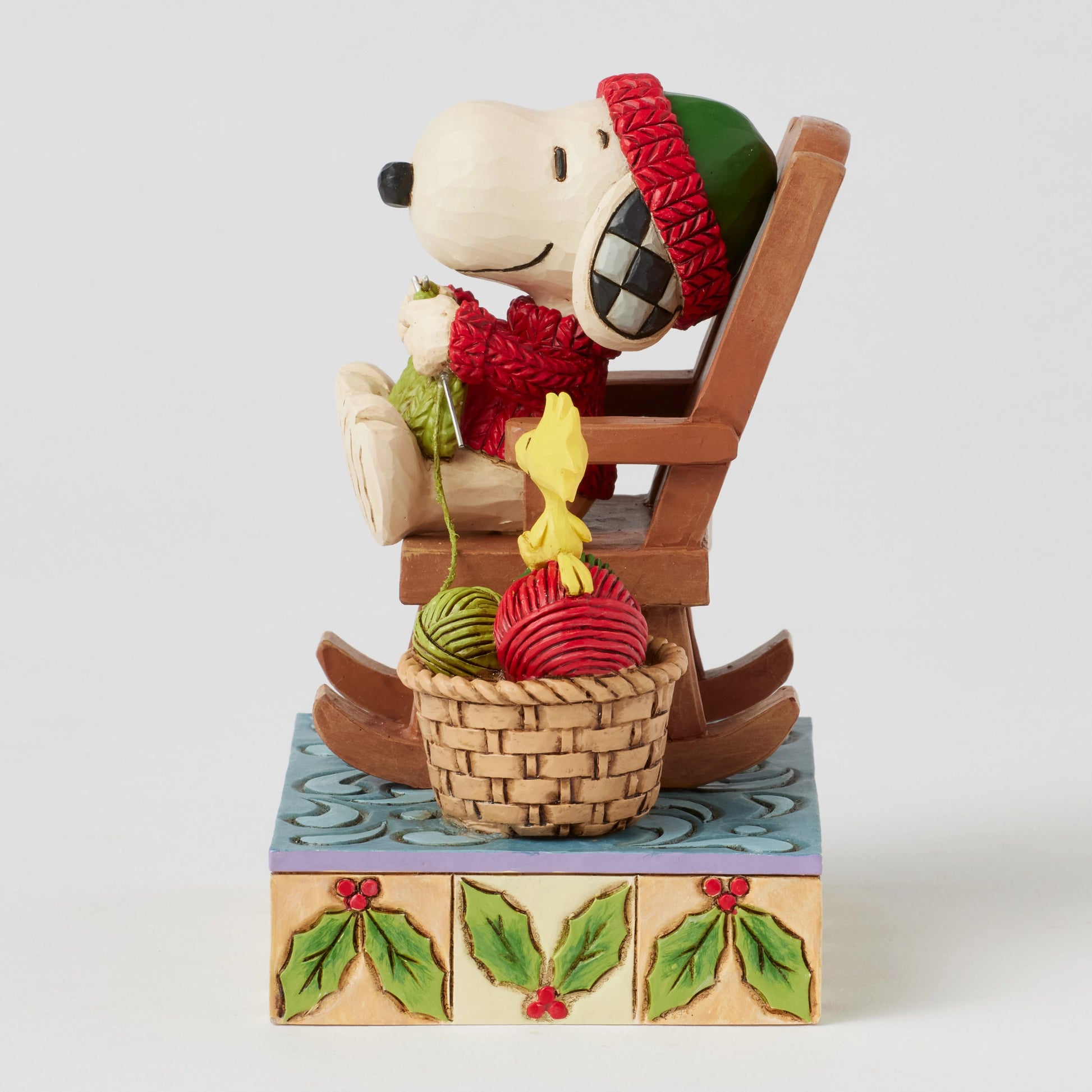 JSPEA Snoopy in Rocking Chair