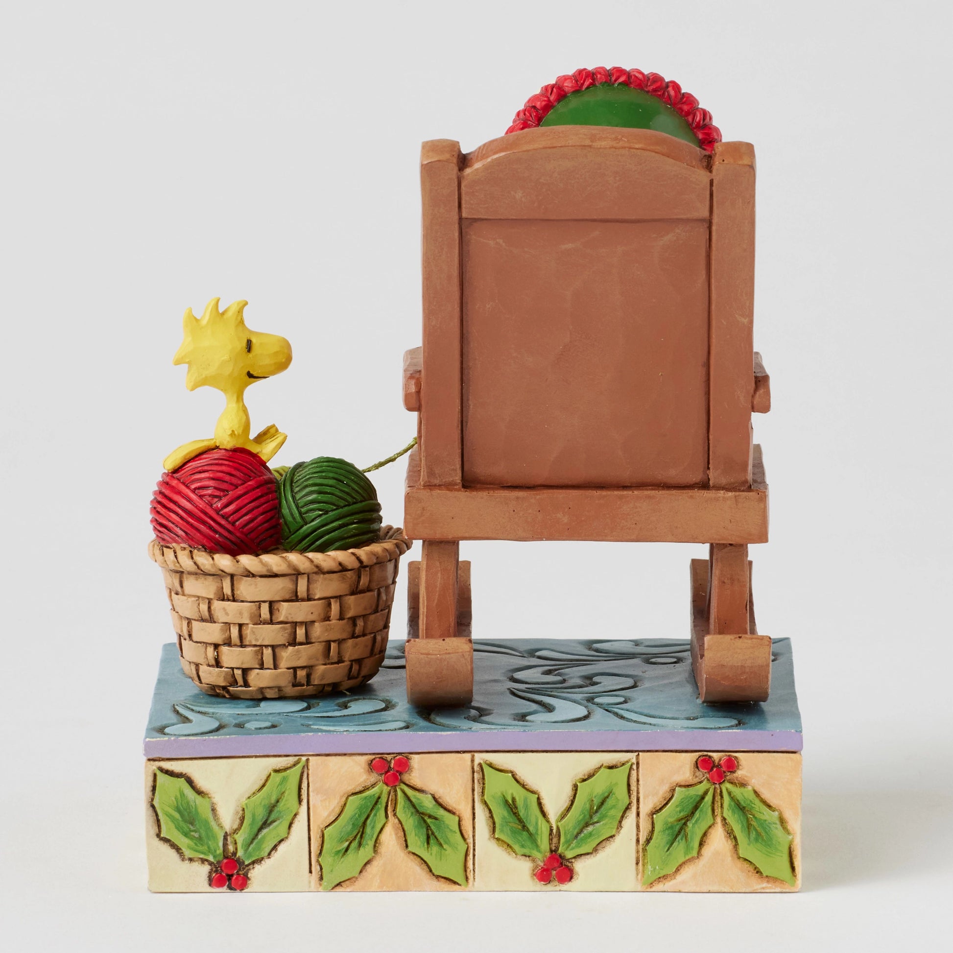 JSPEA Snoopy in Rocking Chair