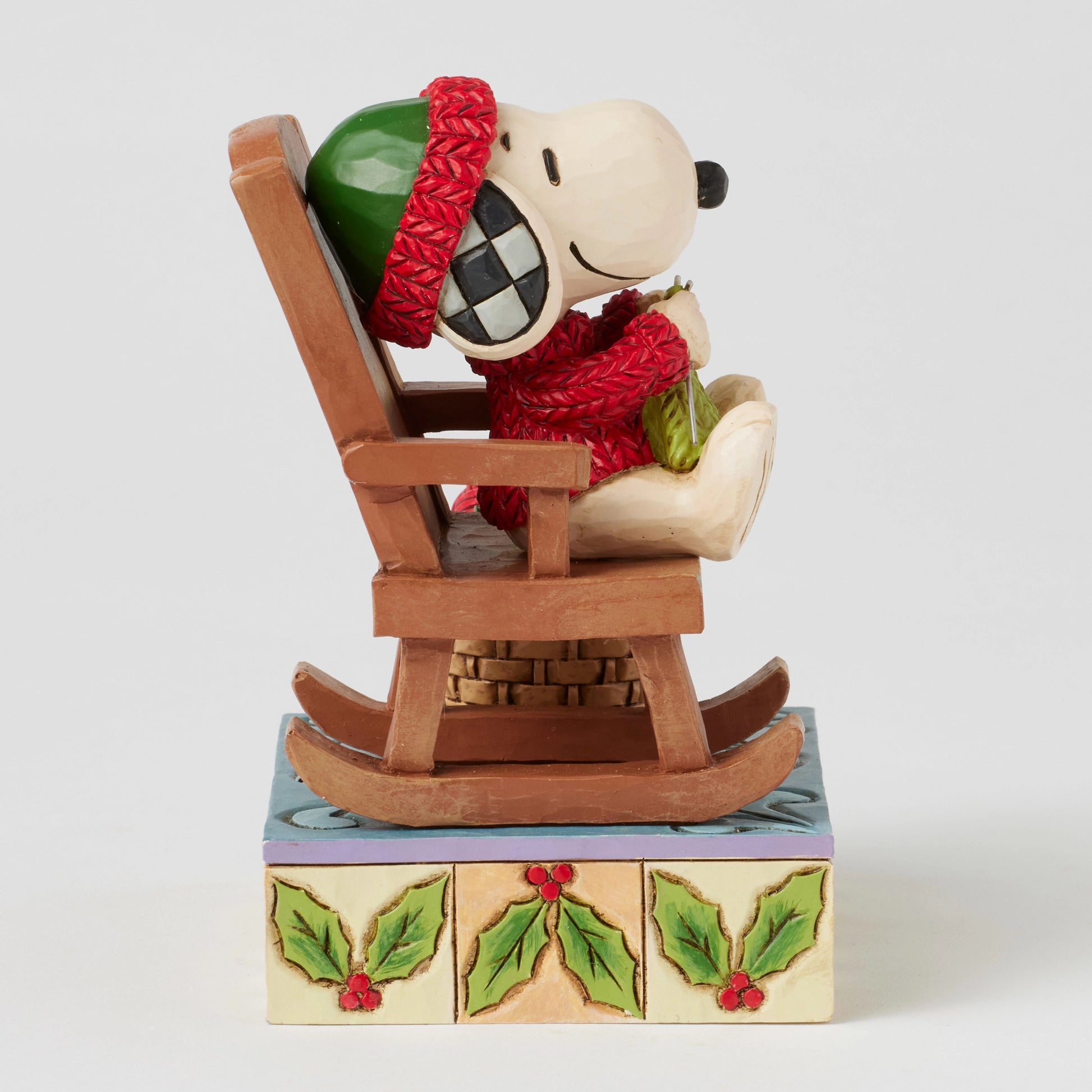 JSPEA Snoopy in Rocking Chair