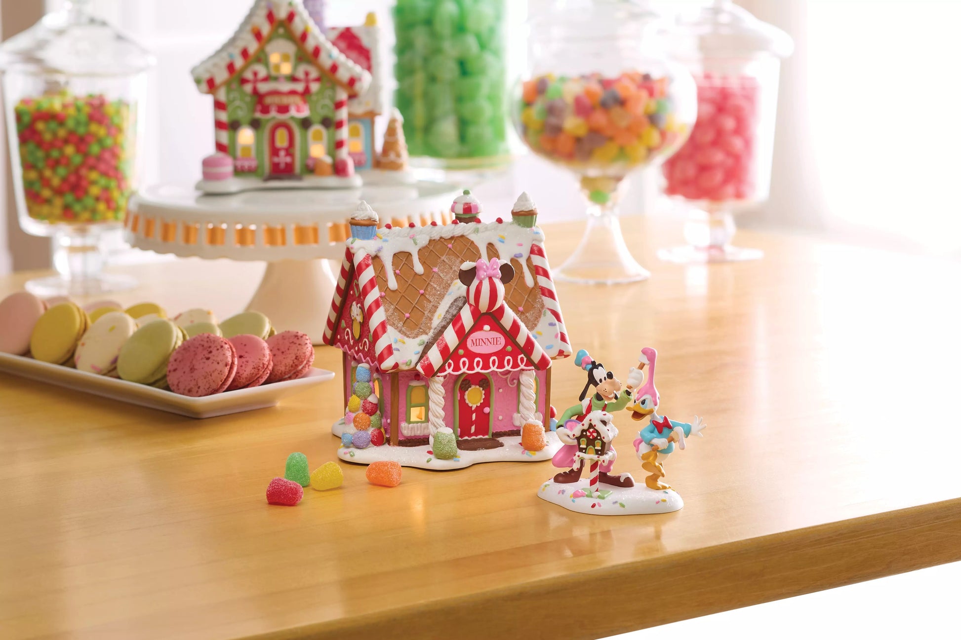 Disney Village Minnie Peppermint Gingerbread Building