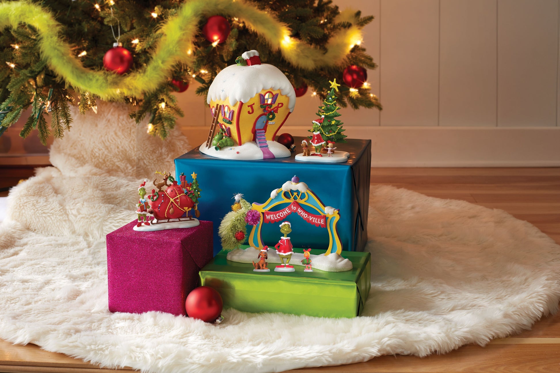 Grinch Village " Welcome to Whoville" Archway