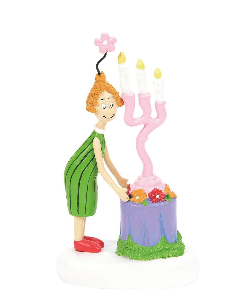Grinch Auntie Who Sets A Centerpiece