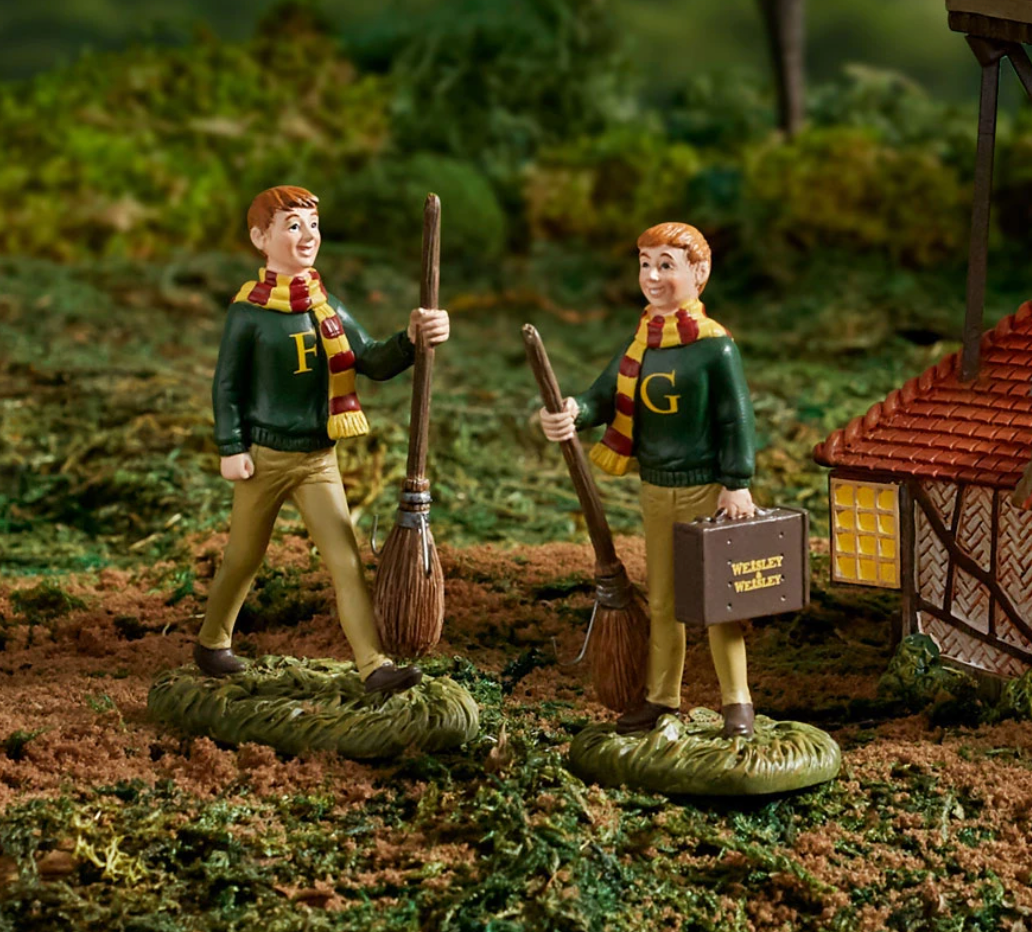 Department 56 Harry Potter Village Fred & George Weasley Figurine